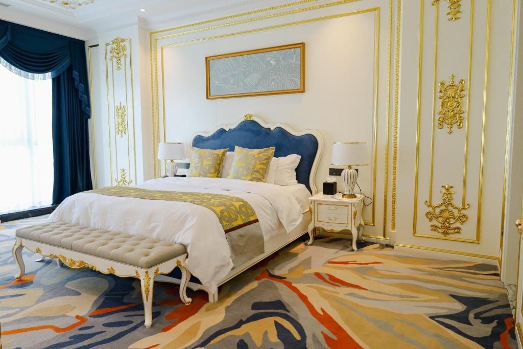 هتل پرفرنس هوالینگ